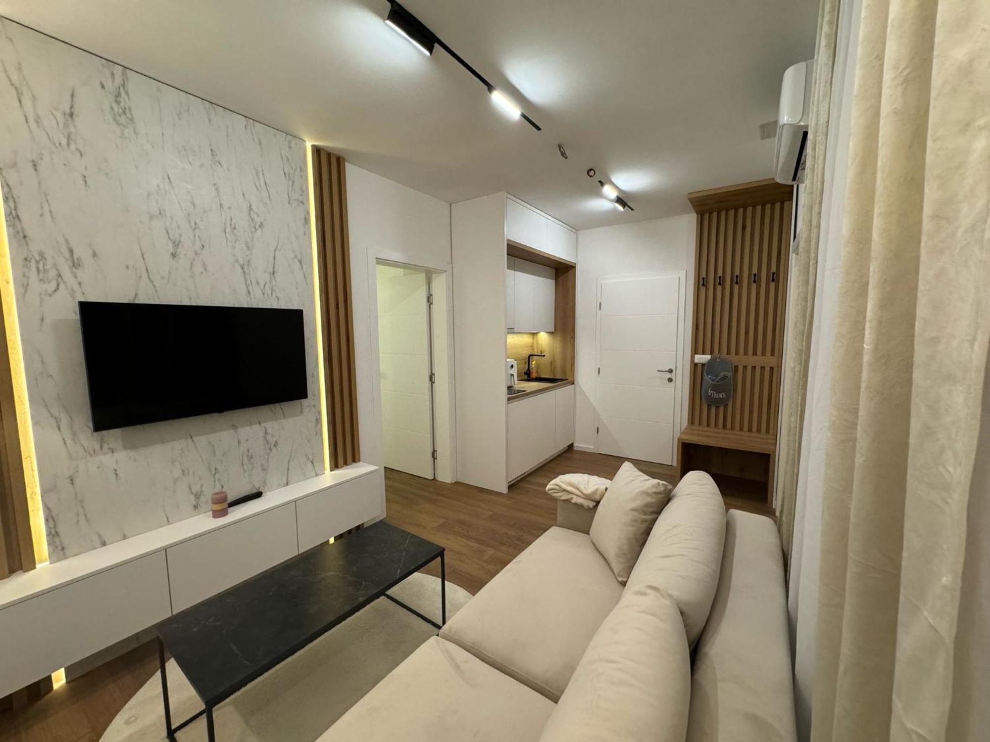 Mona Luxury Apartments - Free Garage Parking Sarajevo Buitenkant foto