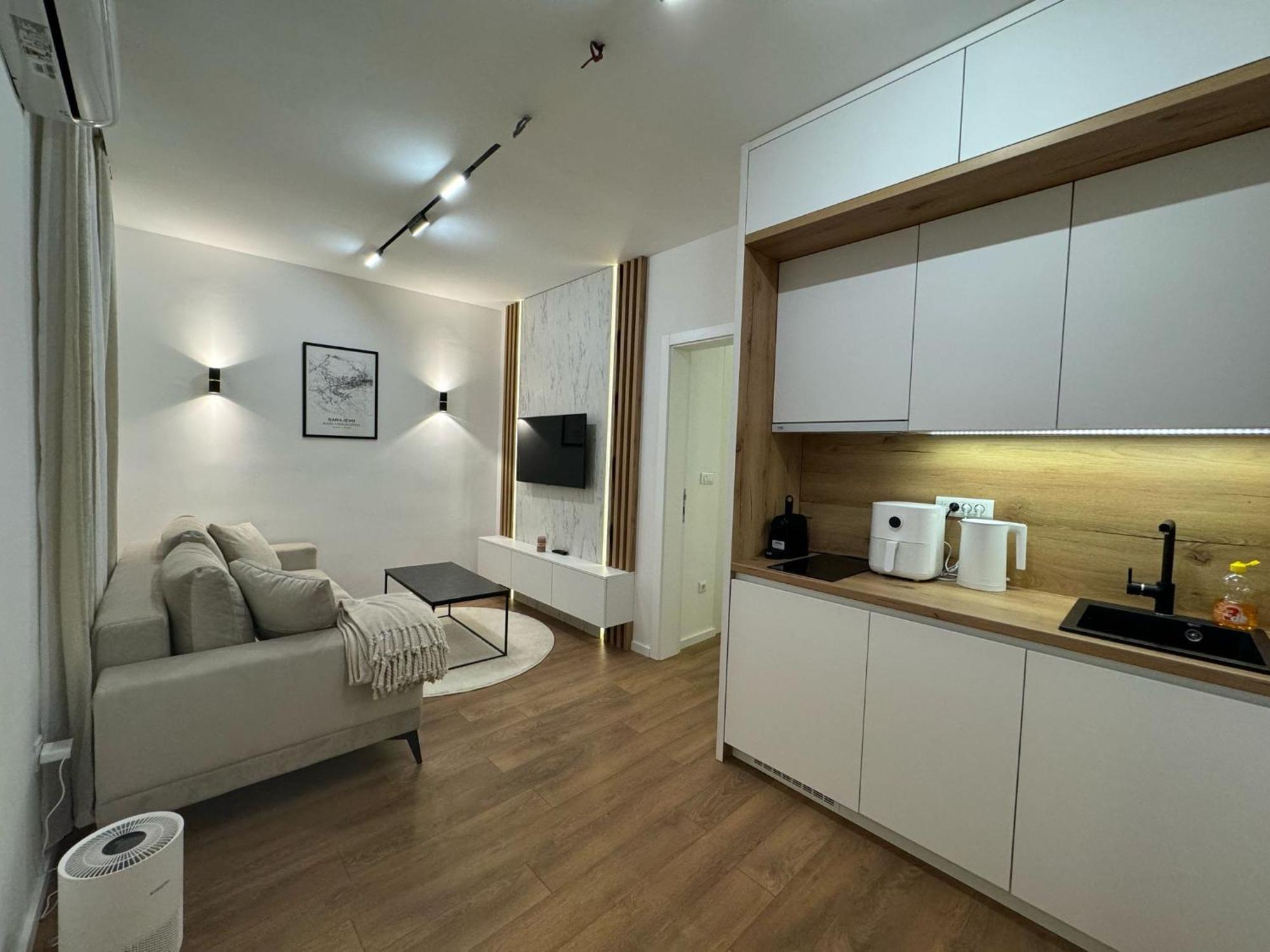 Mona Luxury Apartments - Free Garage Parking Sarajevo Buitenkant foto